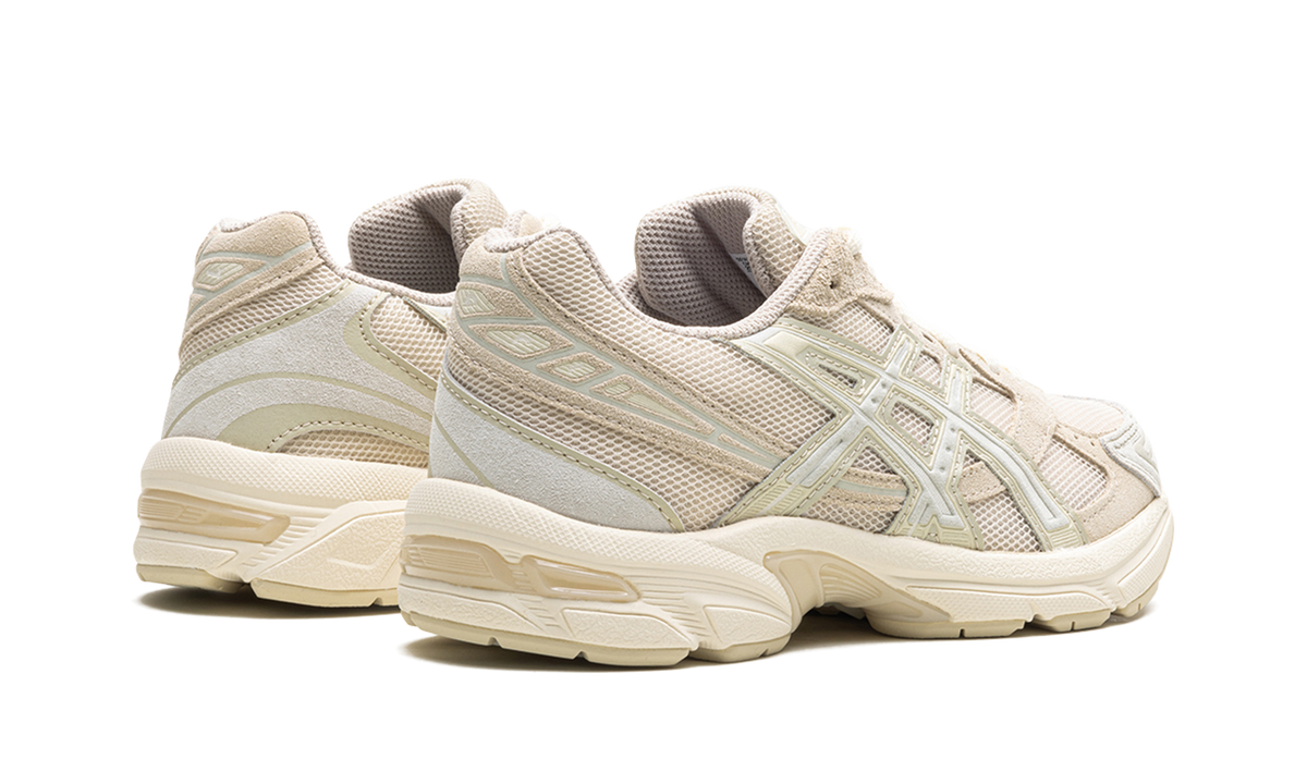 Overkicks - ASICS Gel-1130 Vanilla White Sage (1201A255-252) - par completo