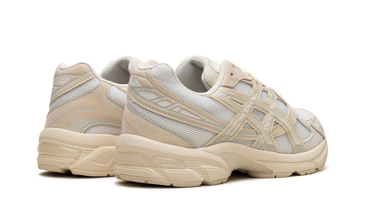 Overkicks - ASICS Gel-1130 White Birch (Womens) (1202A163-100) - par completo