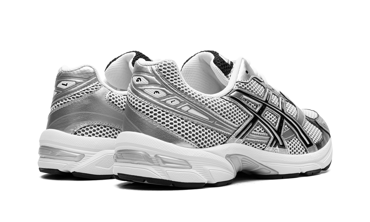 Overkicks - ASICS Gel-1130 White Black Silver (1201A933-100) - par completo