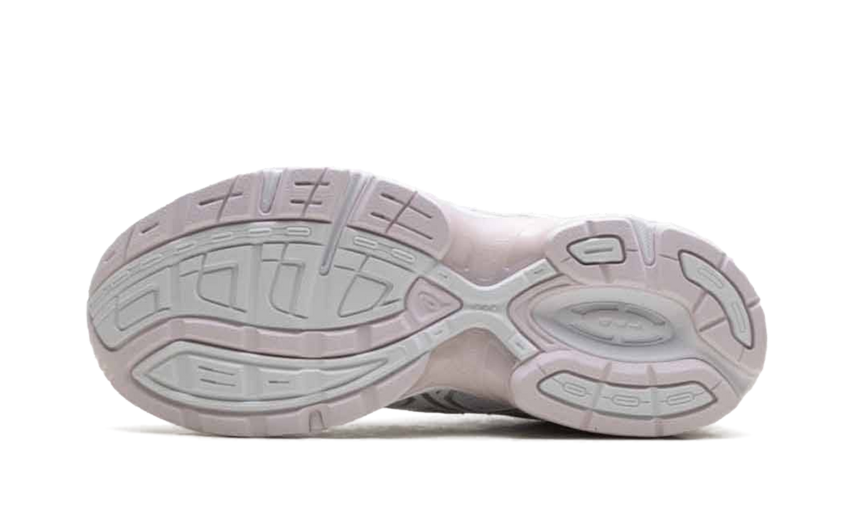 Overkicks - ASICS Gel-1130 White Crystal Pink (Womens) (1202A526-101) - vista superior