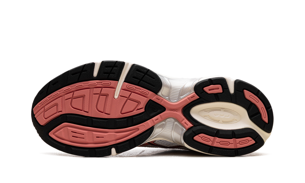 Overkicks - ASICS Gel-1130 White Desert Red (1203A609-102) - vista superior