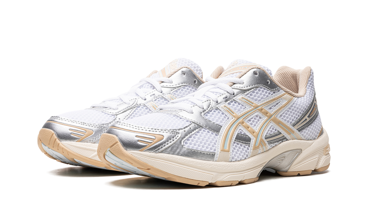 Overkicks - ASICS Gel-1130 White Dune (Womens) (1202A164-111) - vista trasera