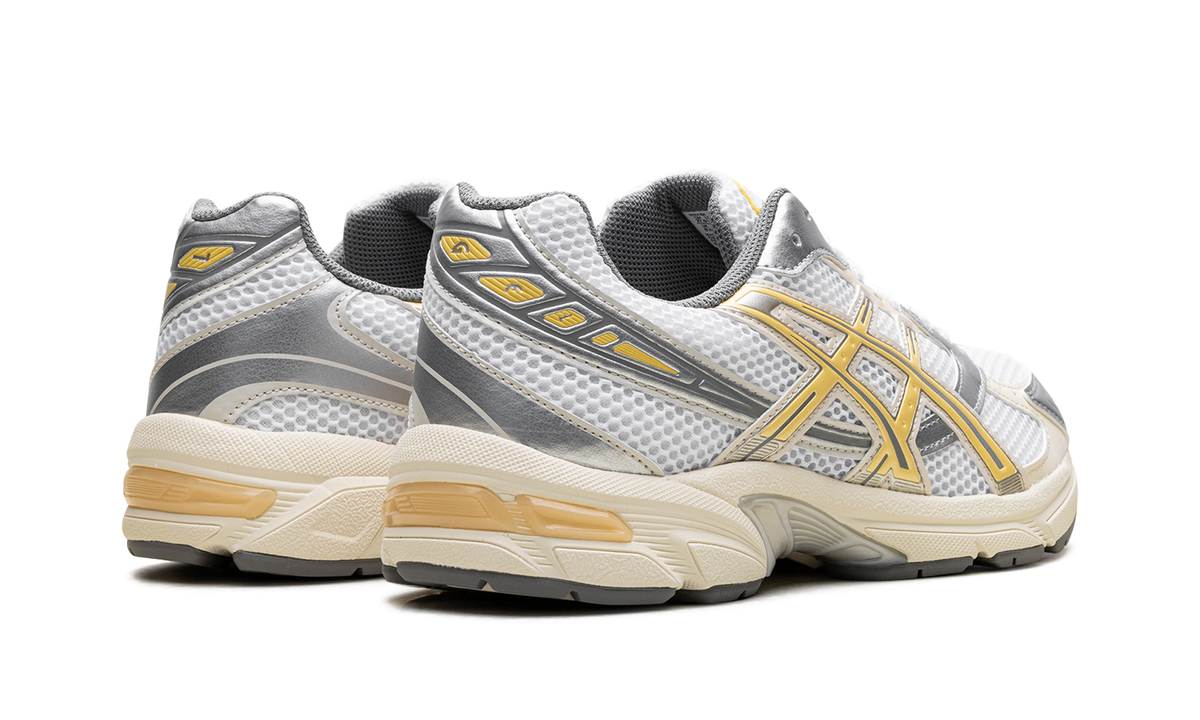 Overkicks - ASICS Gel-1130 White Faded Yellow (Womens) (1202A164-118) - par completo