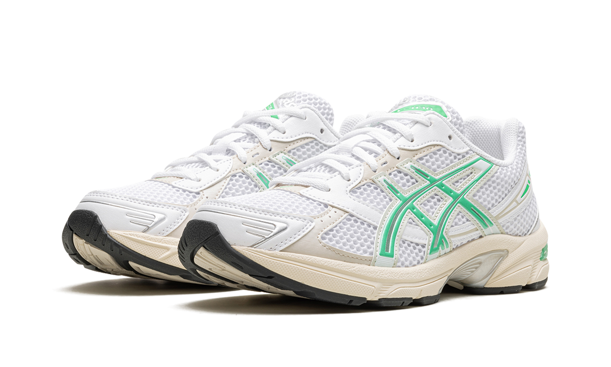 Overkicks - ASICS Gel-1130 White Malachite Green Off White Midsole (Womens) (1202A164-114) - vista trasera