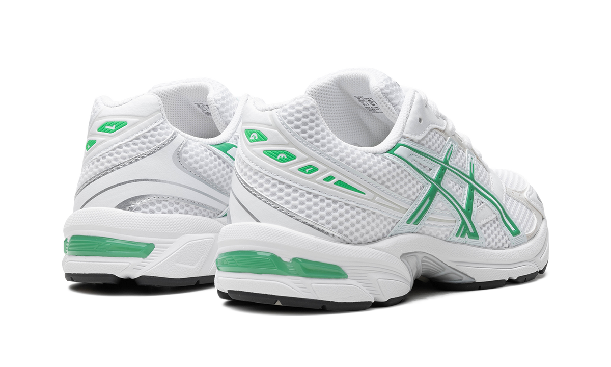 Overkicks - ASICS Gel-1130 White Malachite Green (Womens) (1202A501-100) - par completo