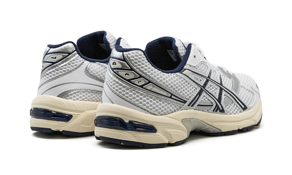 Overkicks - ASICS Gel-1130 White Midnight (Womens) (1202A164-110) - par completo