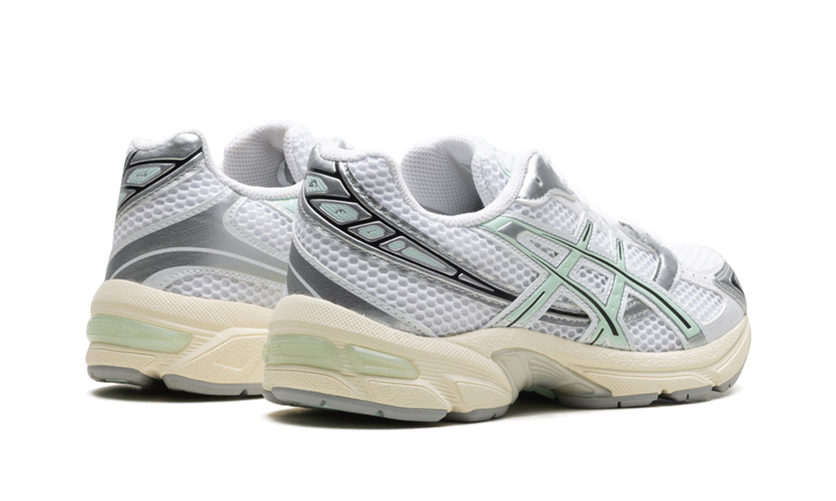 Overkicks - ASICS Gel-1130 White Mint Tint (Womens) (1202A164-120) - par completo