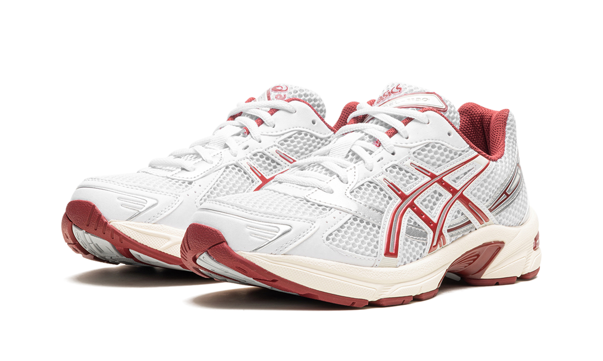 Overkicks - ASICS Gel-1130 White Red Dahlia (Womens) (1202A518-100) - vista trasera