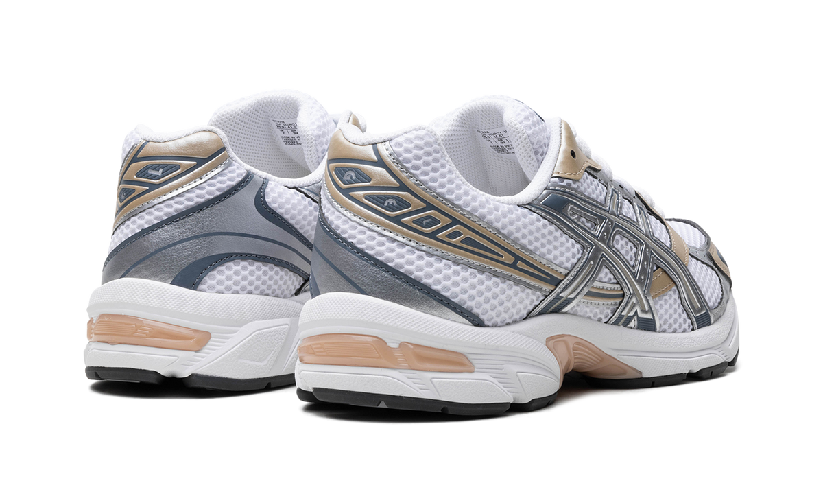 Overkicks - ASICS Gel-1130 White Wood Crepe (1201A256-117) - par completo