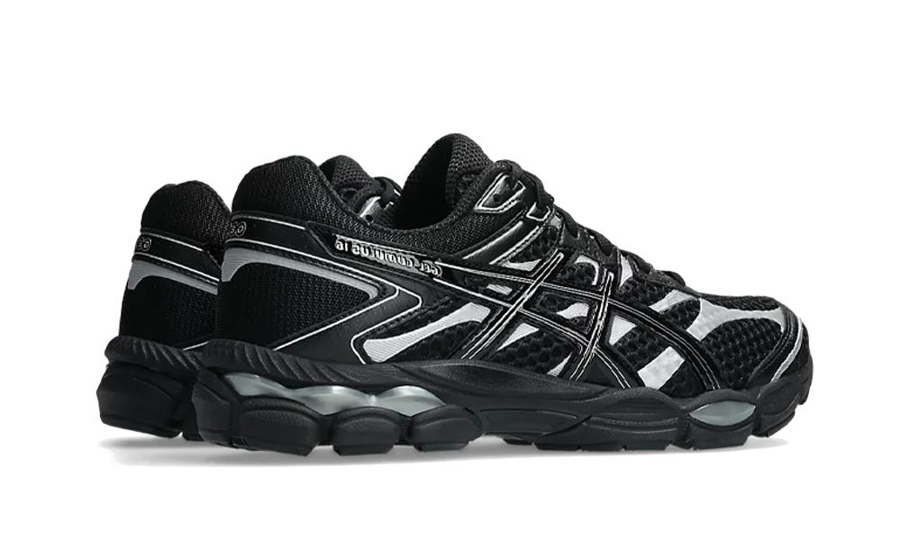Overkicks - ASICS Gel-Cumulus 16 Black Pure Silver (1203A733-002) - par completo