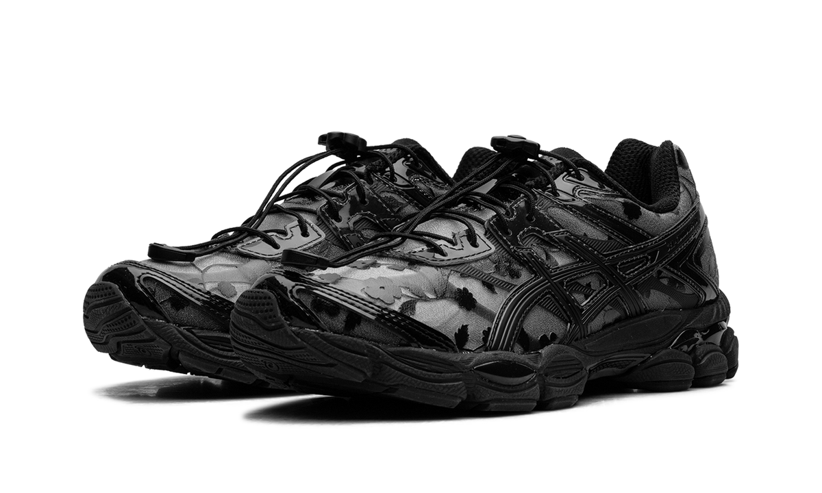 Overkicks - ASICS Gel-Cumulus 16 Cecilie Bahnsen Floral Pack Black (1203A762-001) - vista trasera