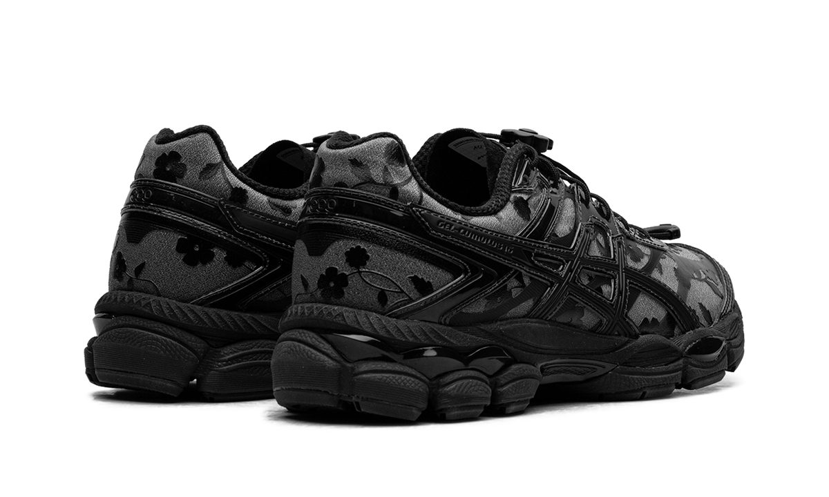 Overkicks - ASICS Gel-Cumulus 16 Cecilie Bahnsen Floral Pack Black (1203A762-001) - par completo