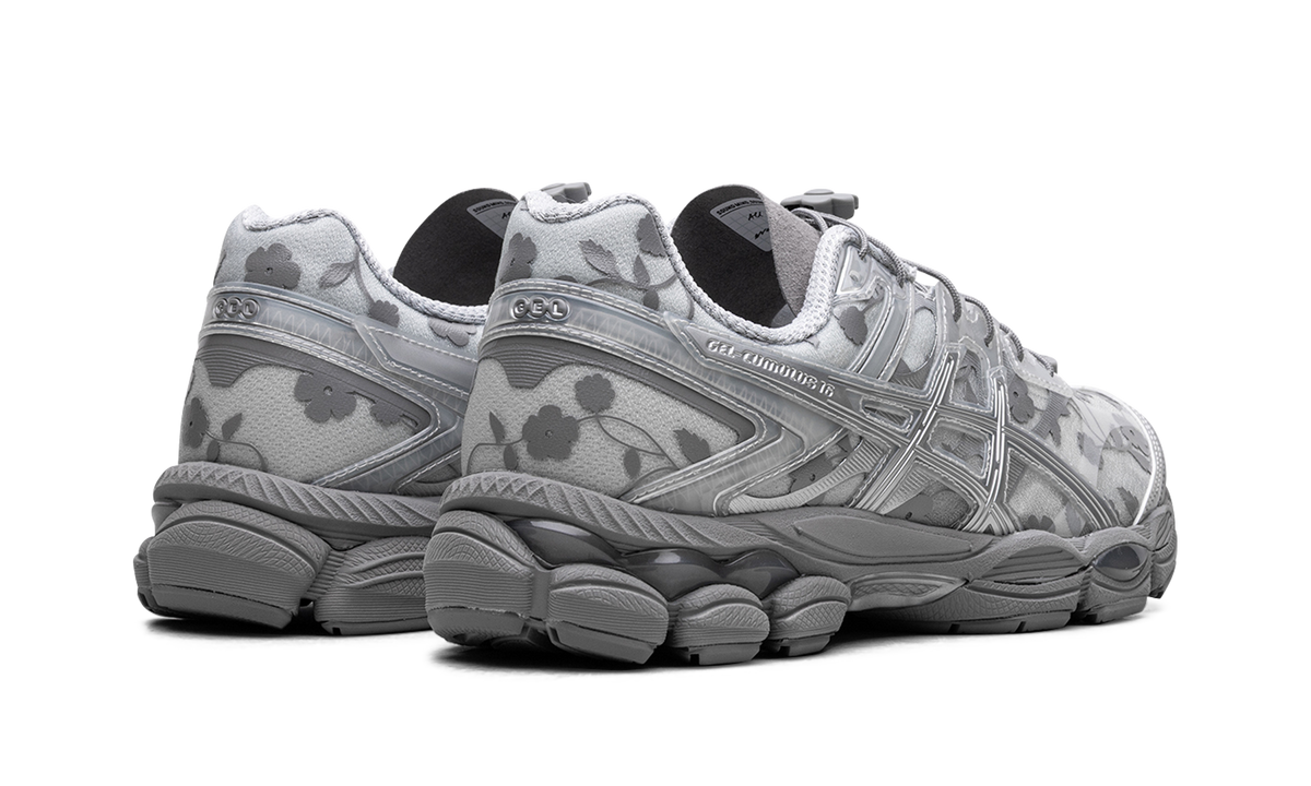 Overkicks - ASICS Gel-Cumulus 16 Cecilie Bahnsen Floral Pack Glacier Grey (1203A762-020) - par completo