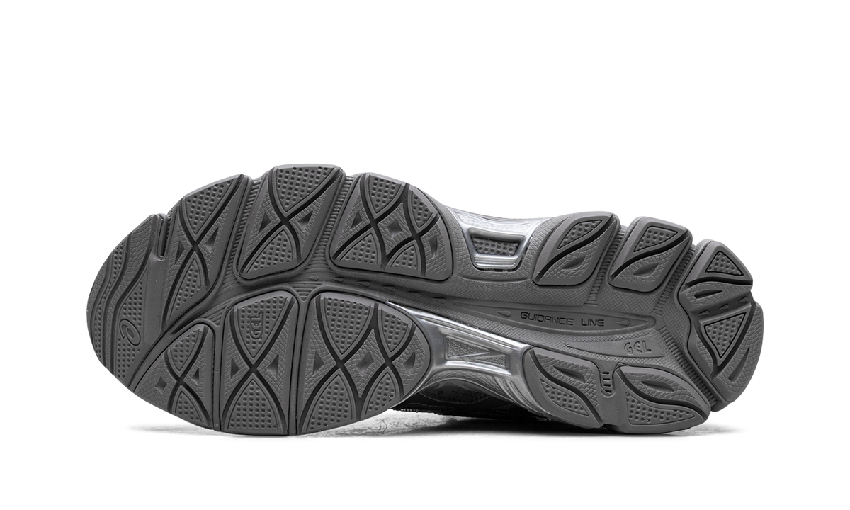 Overkicks - ASICS Gel-Cumulus 16 Cecilie Bahnsen Floral Pack Glacier Grey (1203A762-020) - vista superior
