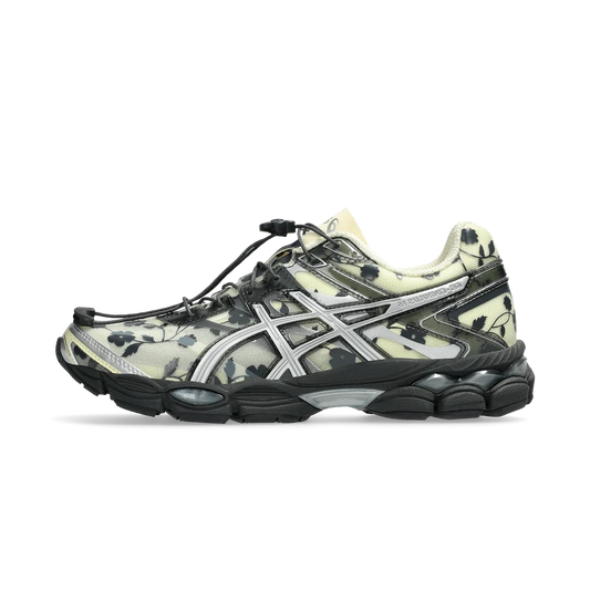 Overkicks - ASICS Gel-Cumulus 16 Cecilie Bahnsen Floral Pack Ivory Black (1203A762-750) - vista lateral