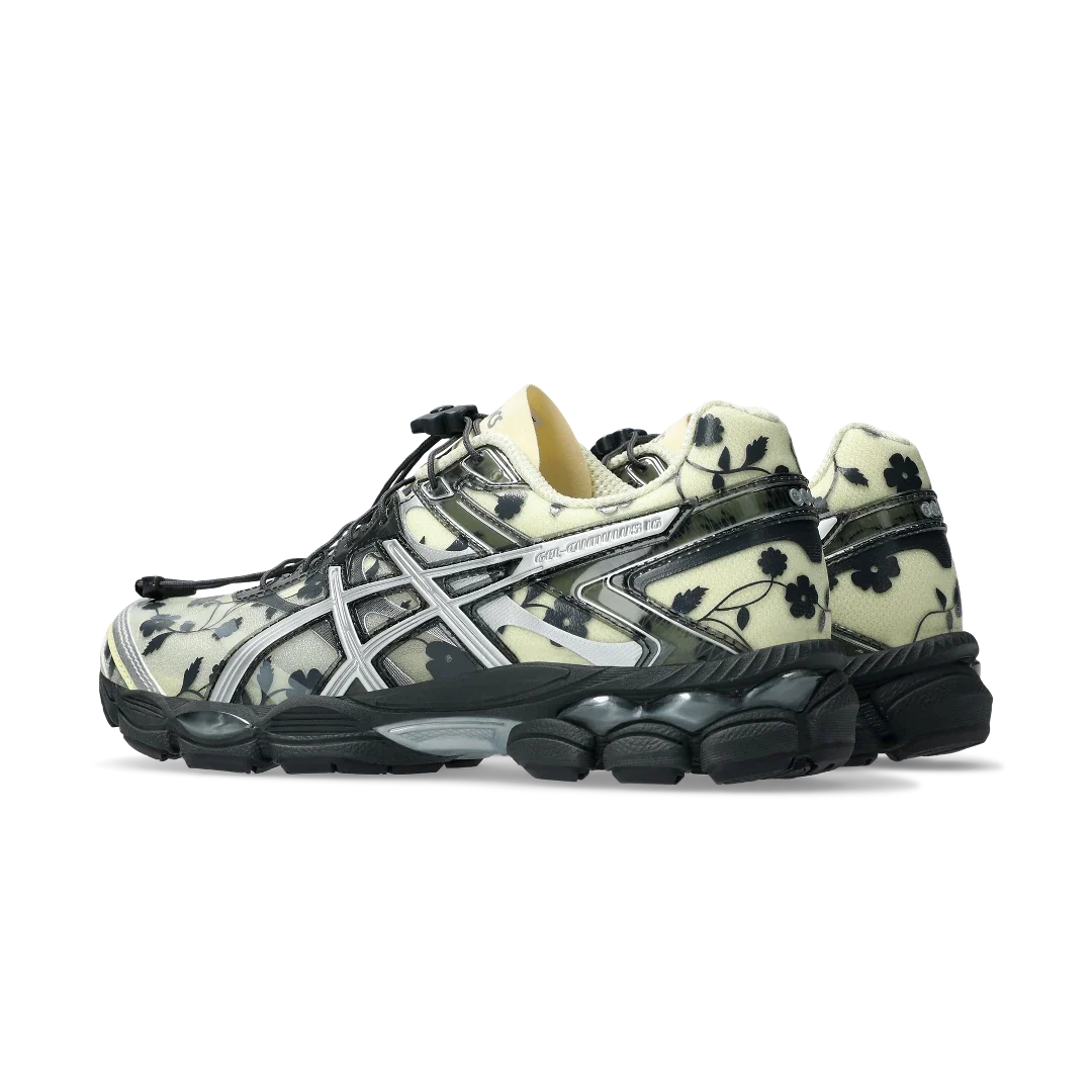 Overkicks - ASICS Gel-Cumulus 16 Cecilie Bahnsen Floral Pack Ivory Black (1203A762-750) - par completo
