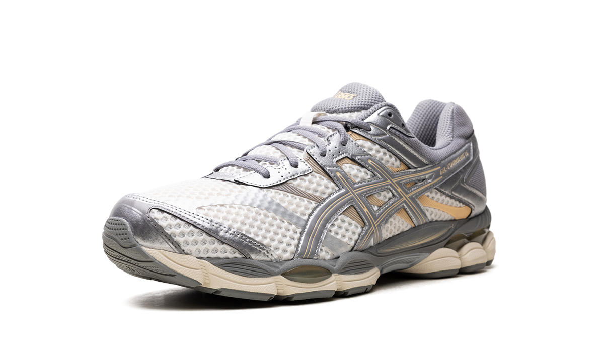 Overkicks - ASICS Gel-Cumulus 16 Cream Clay Grey (1203A733-101) - detalle suela