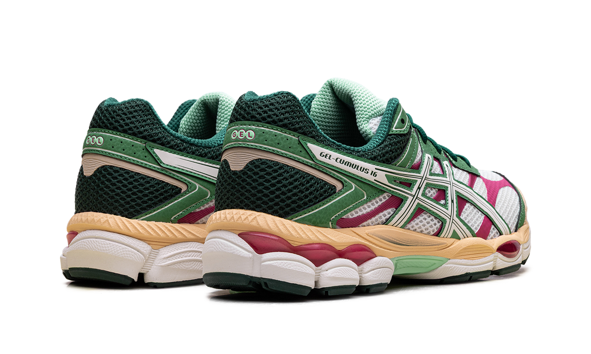 Overkicks - ASICS Gel-Cumulus 16 Green Cream Ivory (1203A763-100) - par completo