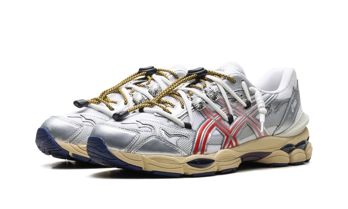 Overkicks - ASICS Gel-Cumulus 16 TOGA White Red Pure Silver (1203B115-100) - vista trasera