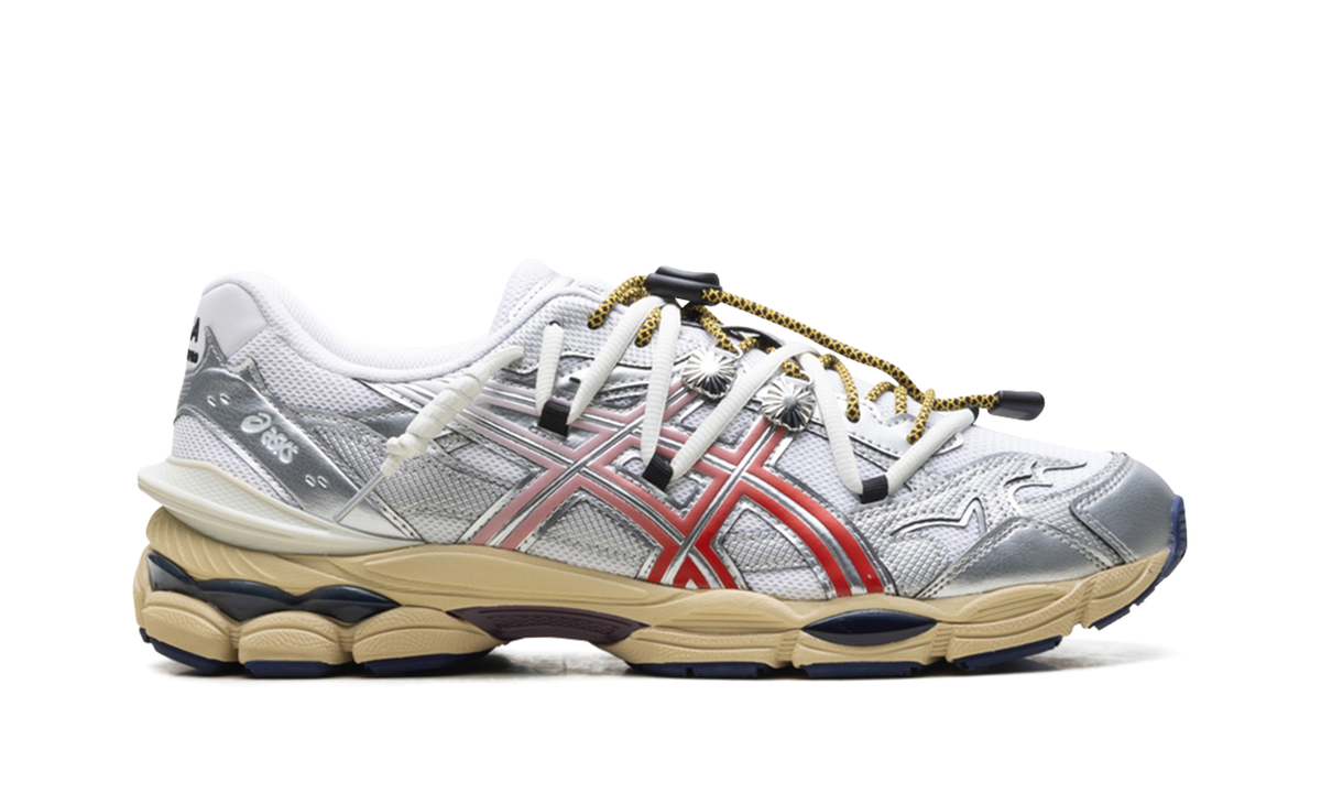 Overkicks - ASICS Gel-Cumulus 16 TOGA White Red Pure Silver (1203B115-100) - detalle talon