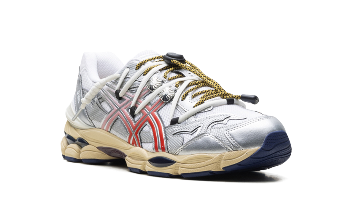 Overkicks - ASICS Gel-Cumulus 16 TOGA White Red Pure Silver (1203B115-100) - detalle lateral interior