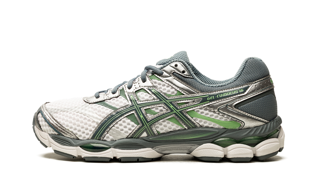 Overkicks - ASICS Gel-Cumulus 16 White Ironclad (1203A733-100) - vista lateral