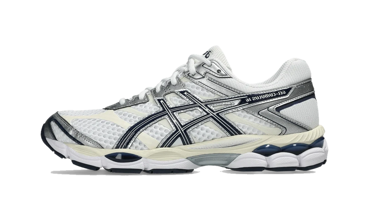 Overkicks - ASICS Gel-Cumulus 16 White Midnight (1203A733-103) - vista lateral