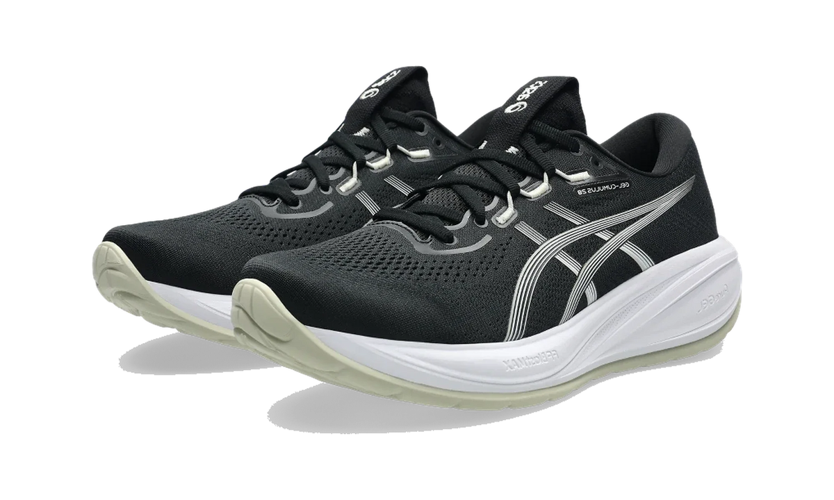 Overkicks - ASICS Gel-Cumulus 28 Black White (1011C143-002) - vista trasera