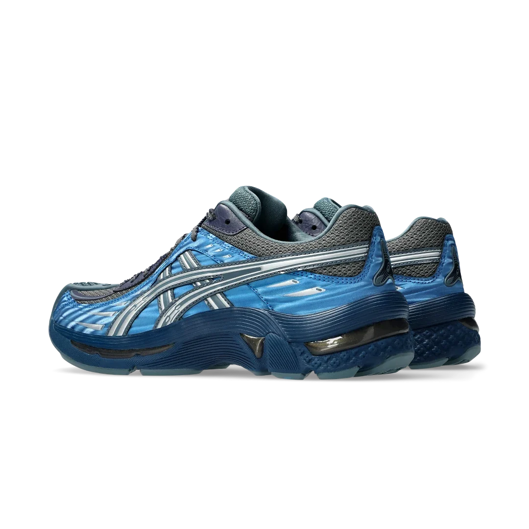 Overkicks - ASICS Gel-Flammae Kiko Kostadinov Mako Blue (Womens) (1202A508-400) - par completo