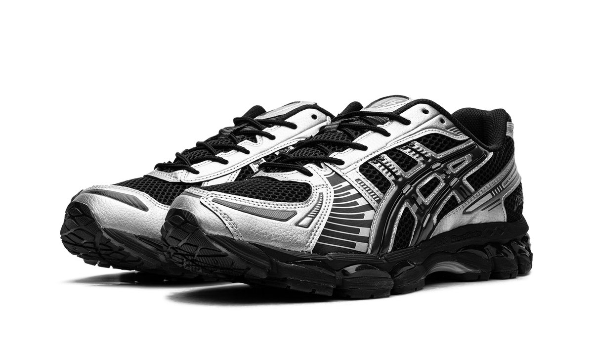 Overkicks - ASICS Gel-Kayano 12.1 Black Pure Silver (1203A759-001) - vista trasera