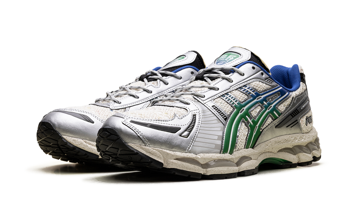 Overkicks - ASICS Gel-Kayano 12.1 CARNIVAL Hidden Layers of Phra Nakhon (1203A916-100) - vista trasera