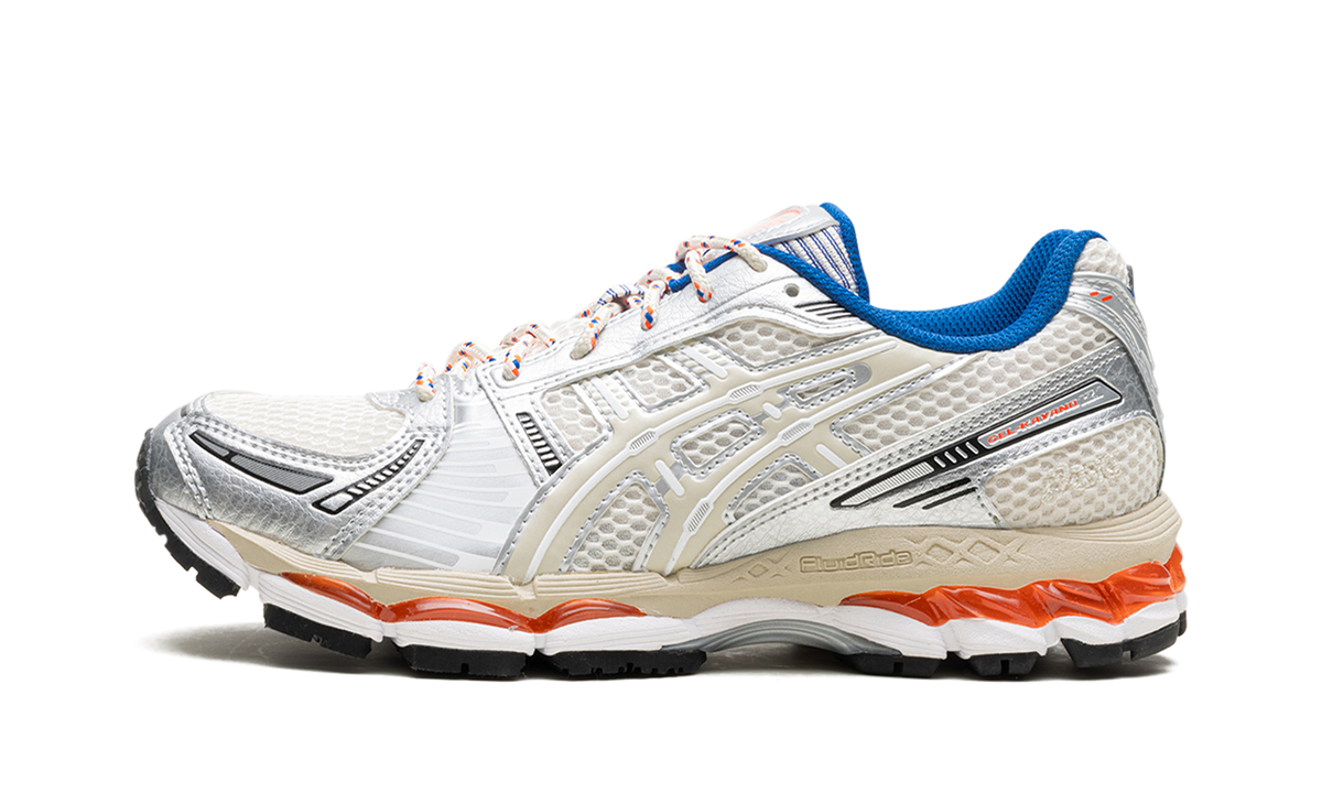 Overkicks - ASICS Gel-Kayano 12.1 Ronnie Fieg Knicks (1203A555-101) - vista lateral