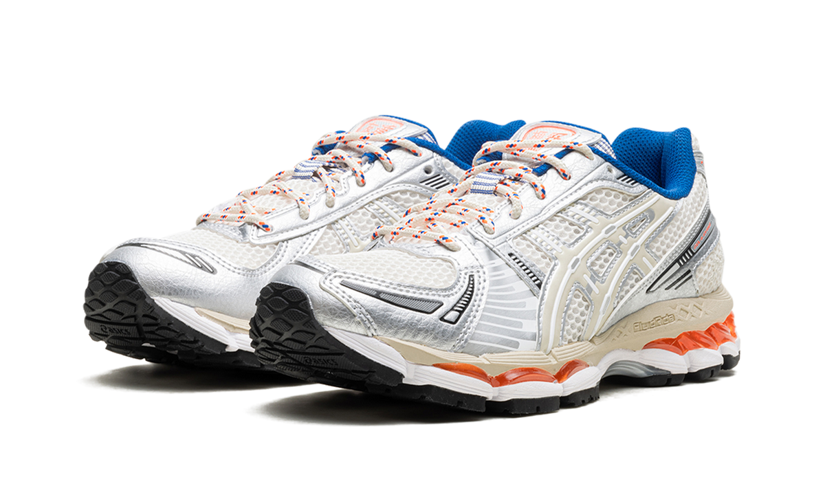 Overkicks - ASICS Gel-Kayano 12.1 Ronnie Fieg Knicks (1203A555-101) - vista trasera