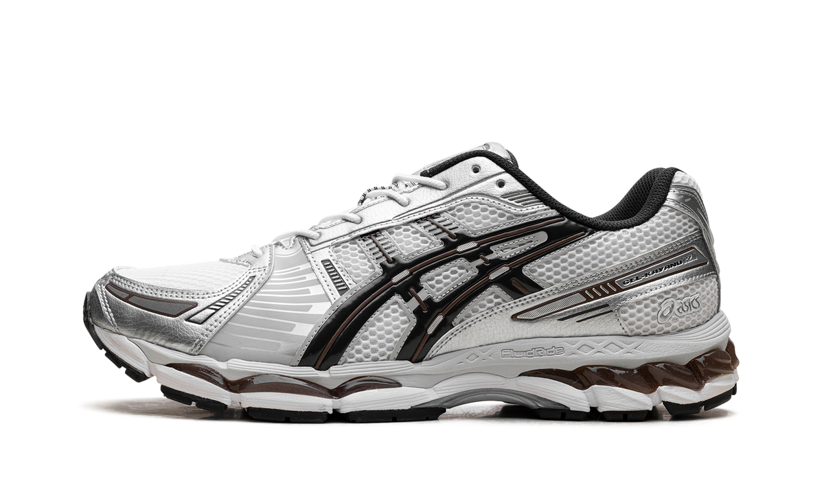 Overkicks - ASICS Gel-Kayano 12.1 White Graphite Grey Brown (1203A759-104) - vista lateral