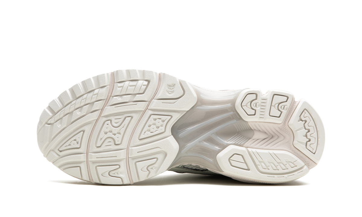 Overkicks - ASICS Gel-Kayano 14 Aritzia Blanc De Blanc (1203A328-020) - vista superior