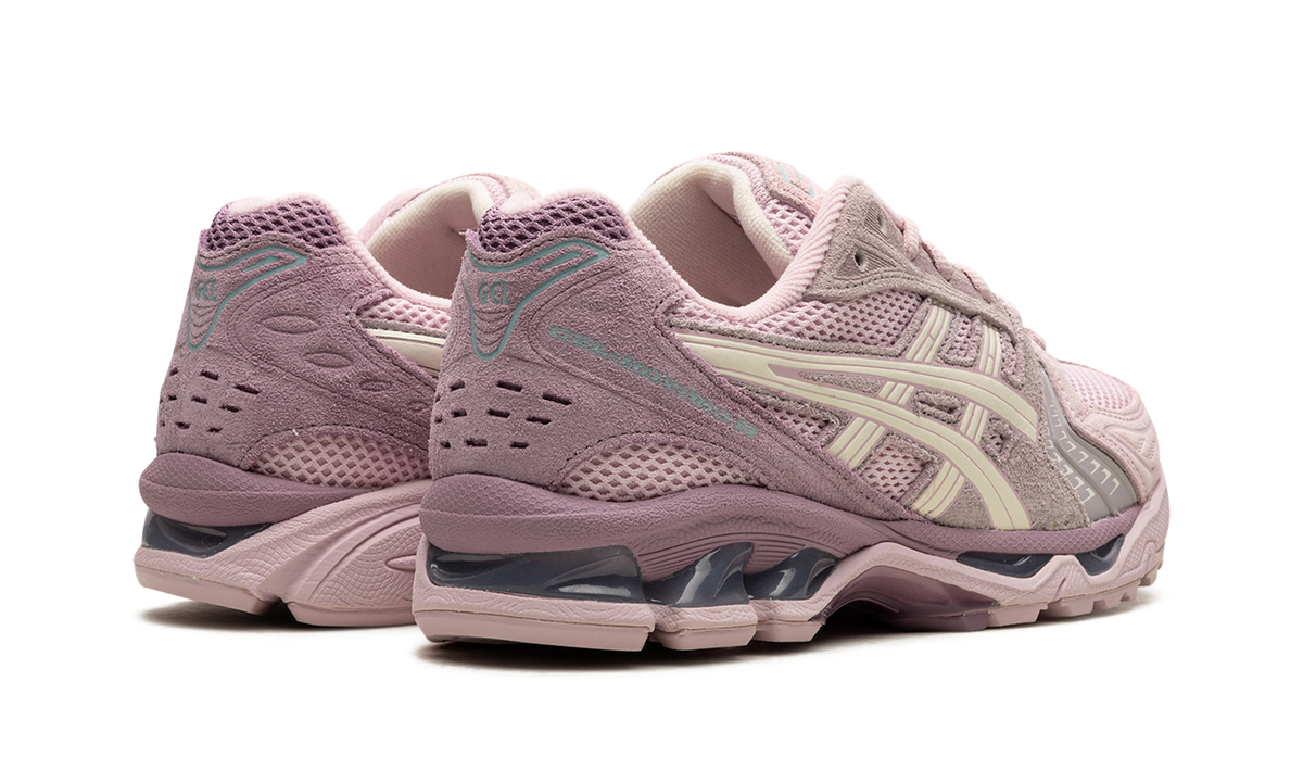 Overkicks - ASICS Gel-Kayano 14 Barely Rose Cream (Womens) (1202A105-700) - par completo
