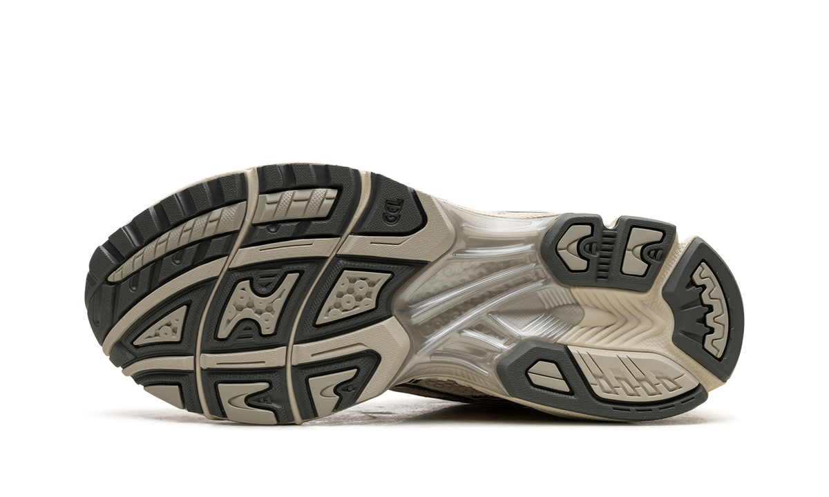 Overkicks - ASICS Gel-Kayano 14 Birch Dark Pewter (1201A019-200) - vista superior