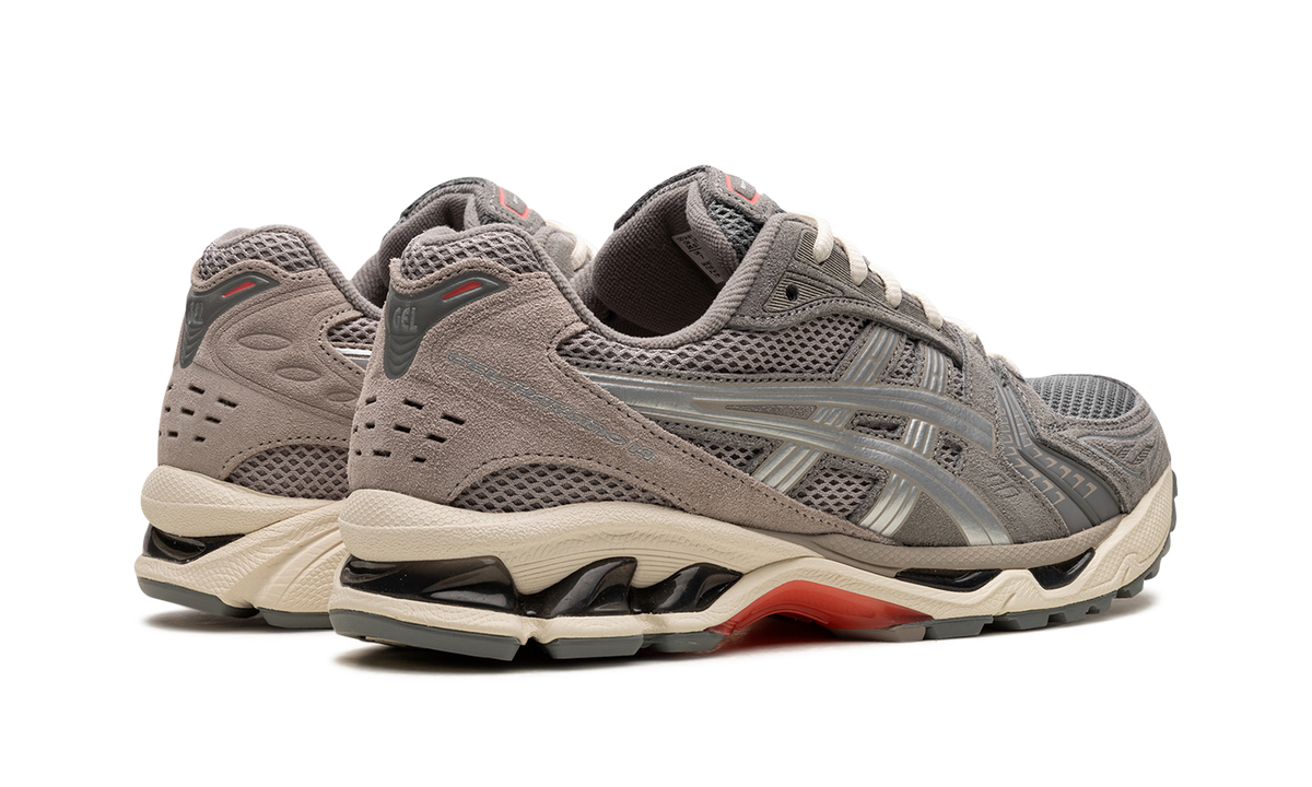 Overkicks - ASICS Gel-Kayano 14 Clay Grey Pure Silver (1201A161-026) - par completo