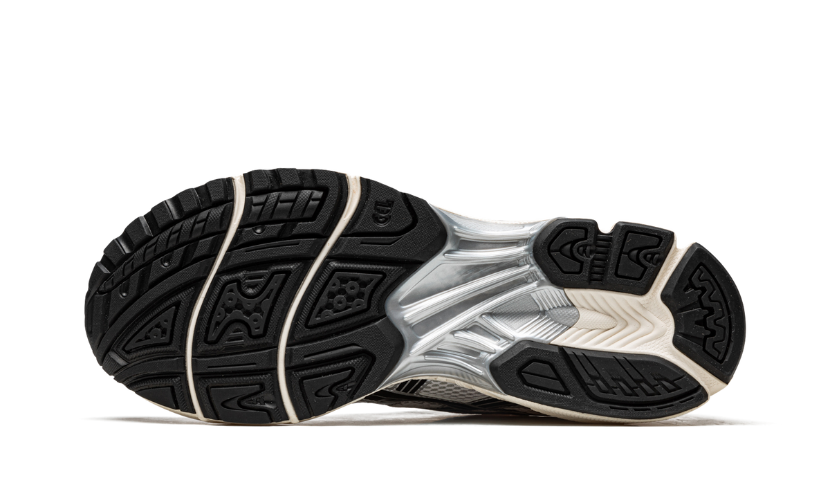 Overkicks - ASICS Gel-Kayano 14 JJJJound Silver Black (1201A457-101) - vista superior