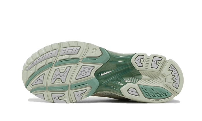 Overkicks - ASICS Gel-Kayano 14 Light Sage Smoke Grey (1201A161-023) - par completo