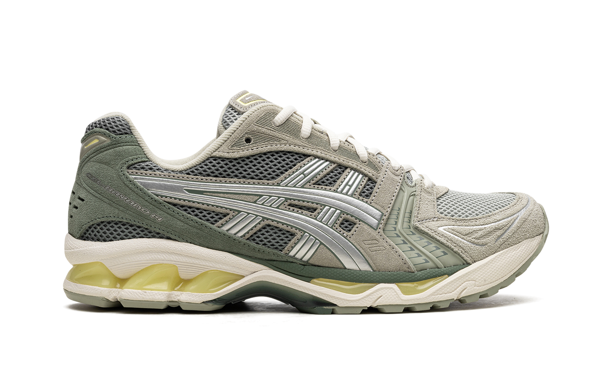 Overkicks - ASICS Gel-Kayano 14 Olive Grey Pure Silver (1201A161-301) - detalle talon