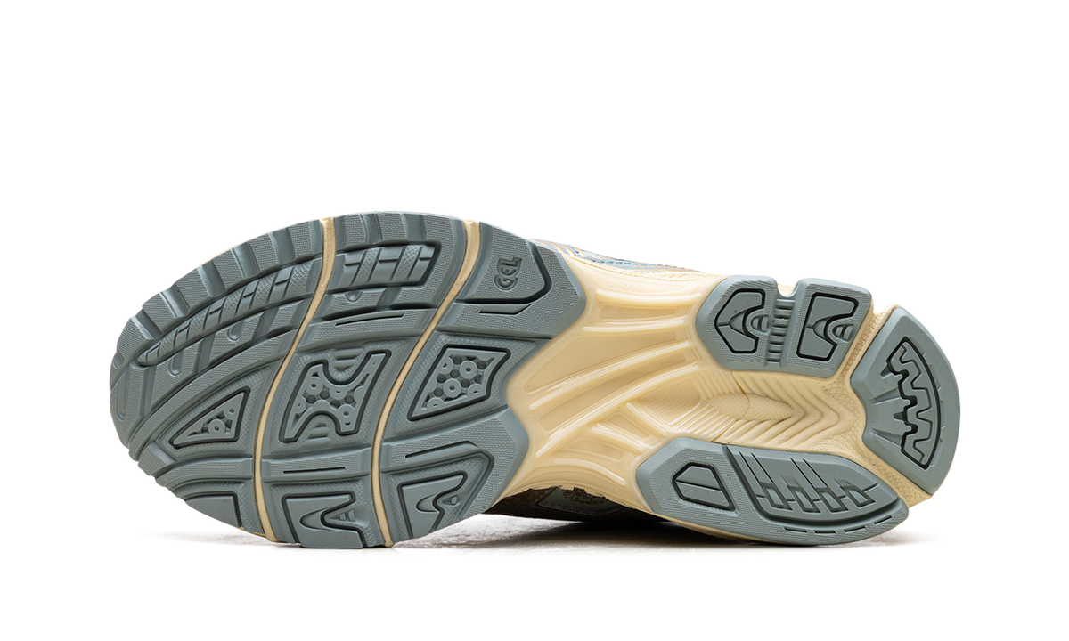 Overkicks - ASICS Gel-Kayano 14 Pure Gold Cold Moss (1203A476-200) - vista superior
