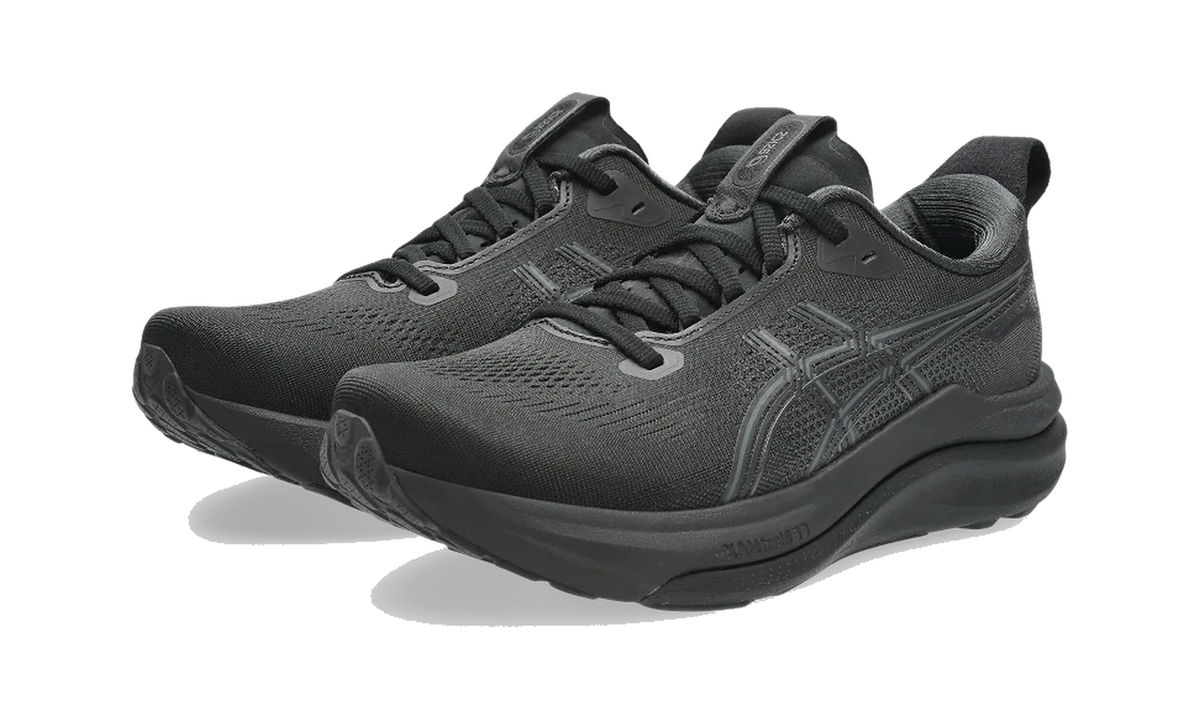 Overkicks - ASICS Gel-Kayano 33 Triple Black (Womens) (1012B939-001) - vista trasera
