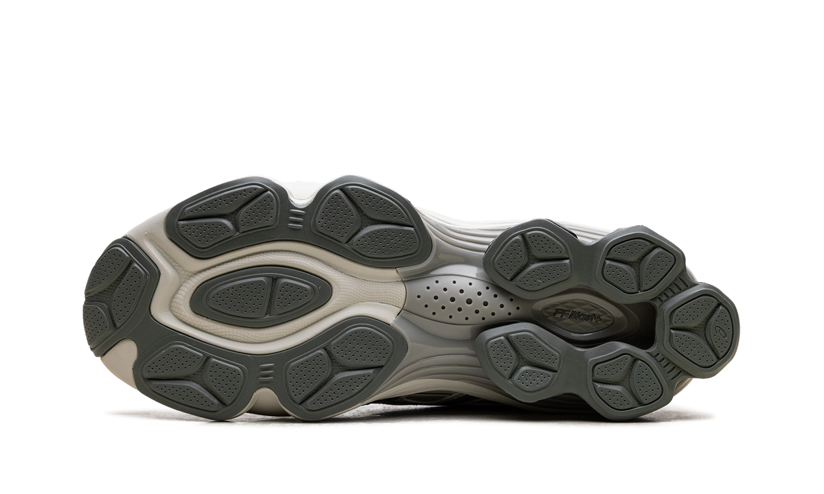 Overkicks - ASICS Gel-Kinetic Fluent Seal Grey Pure Silver (1203A591-021) - vista superior