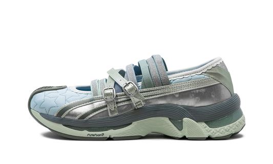 Overkicks - ASICS Gel-Lokros Heaven by Marc Jacobs Kiko Kostadinov Faded Denim (Womens) (1202A489-400) - vista lateral