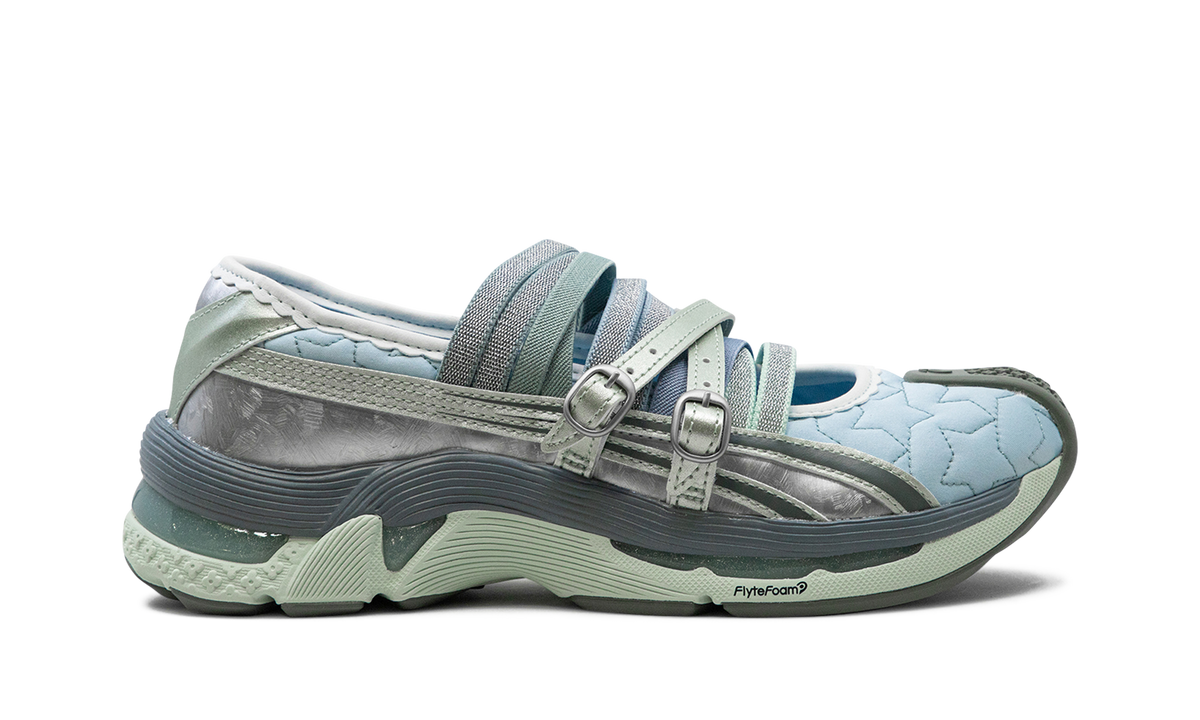Overkicks - ASICS Gel-Lokros Heaven by Marc Jacobs Kiko Kostadinov Faded Denim (Womens) (1202A489-400) - detalle talon
