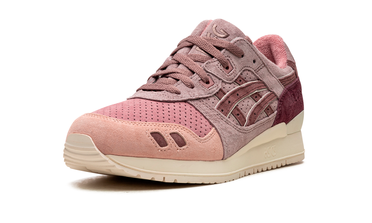 Overkicks - ASICS Gel-Lyte III 07 Remastered Kith By Invitation Only (1201A923-800) - detalle suela