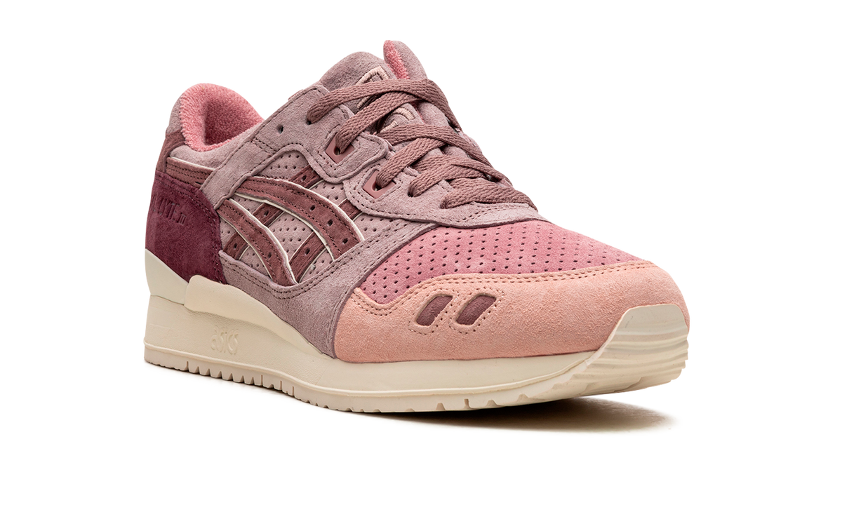 Overkicks - ASICS Gel-Lyte III 07 Remastered Kith By Invitation Only (1201A923-800) - detalle lateral interior