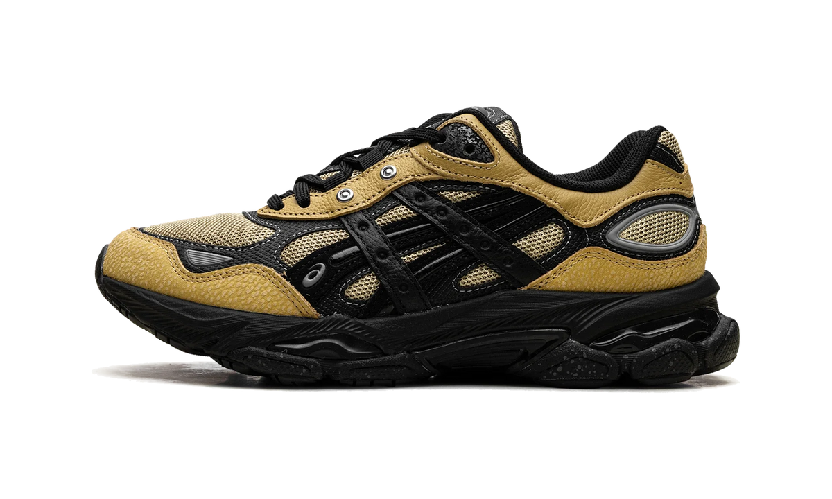 Overkicks - ASICS Gel-NYC 2.0 SSHS HAL STUDIOS Architecture of Everyday Life Sulphur (1203A896-750) - vista lateral