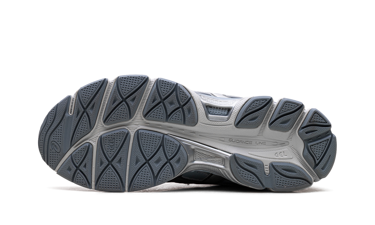 Overkicks - ASICS Gel-NYC 2055 Glacier Dolphin Grey (1203A542-020) - vista superior